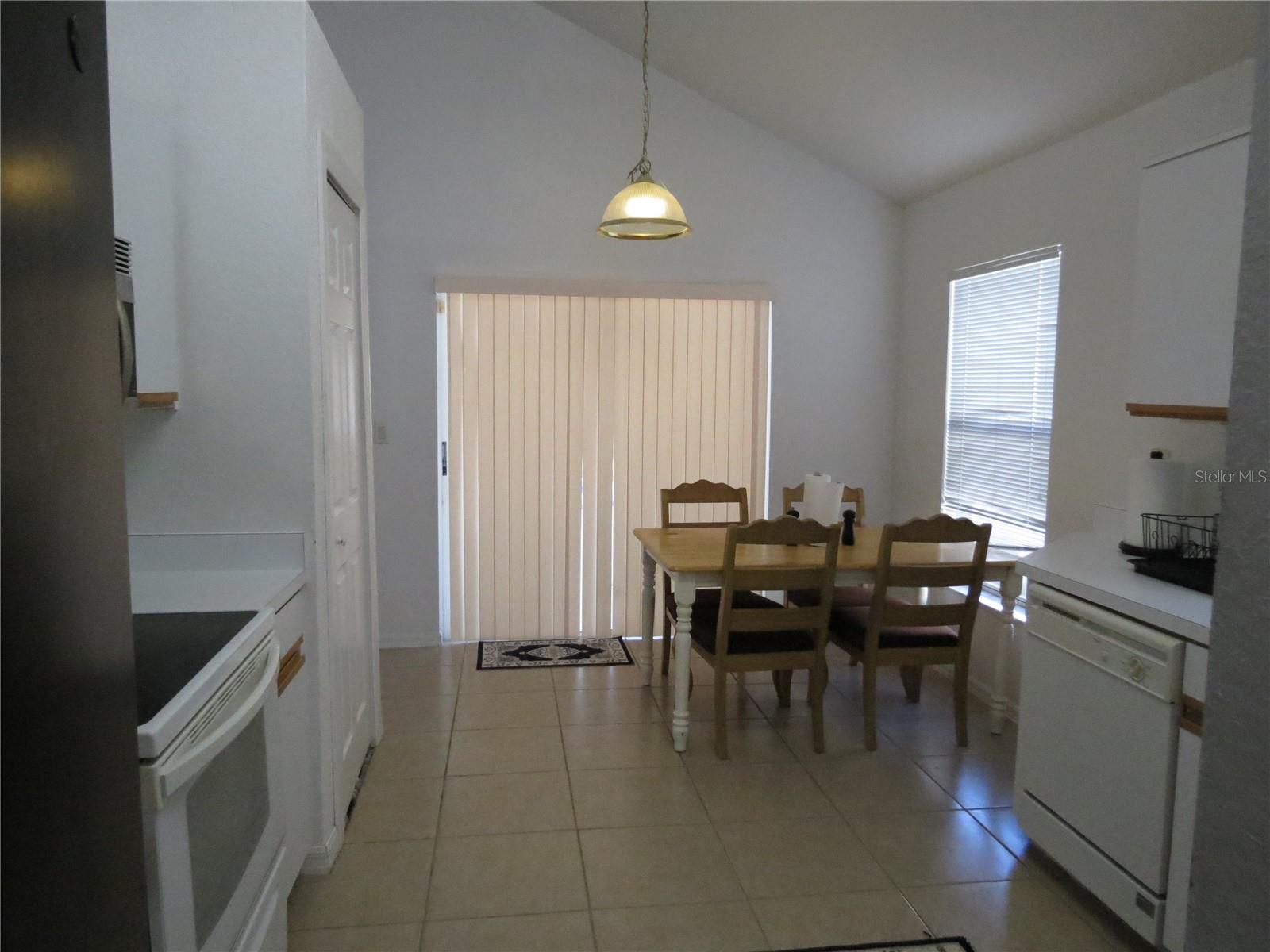 Image 5 of 45 For 151 Pinewood Drive