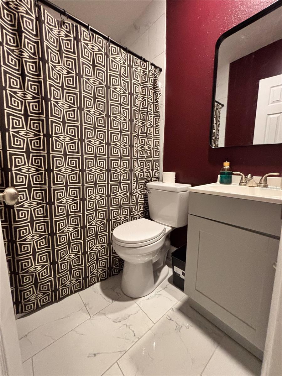 Image 7 of 7 For 112 Avocado Avenue