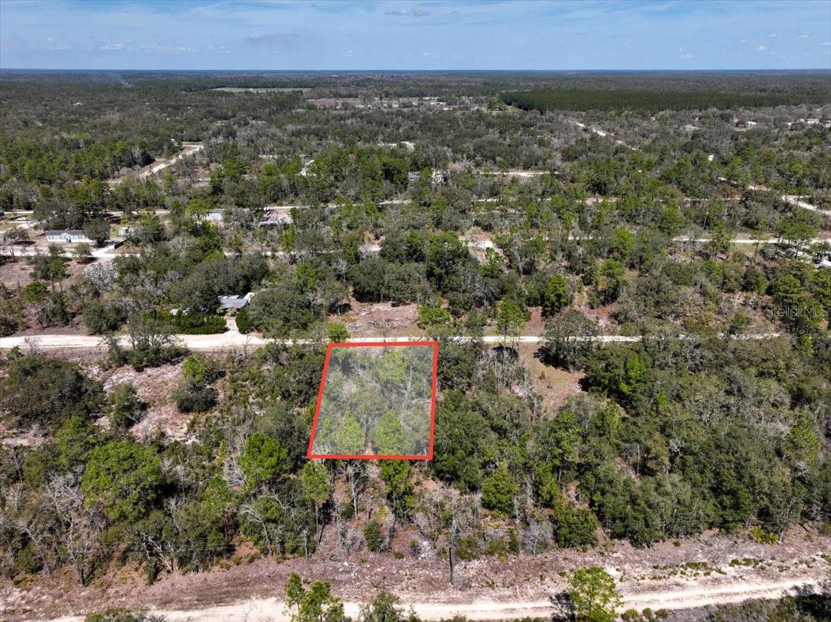 Listing photo id 5 for  65th Street 