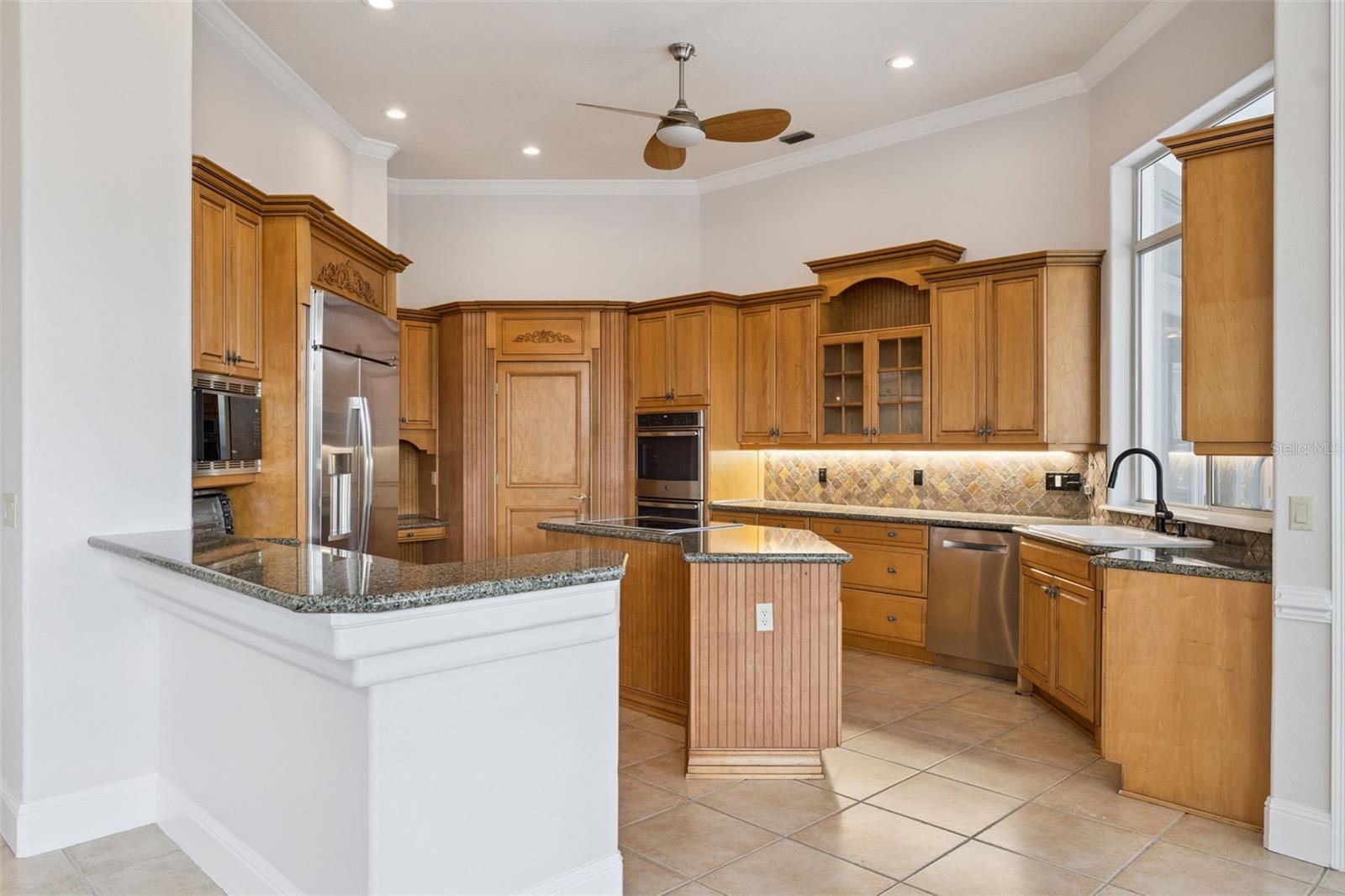 Image 14 of 66 For 10914 Emerald Chase Drive