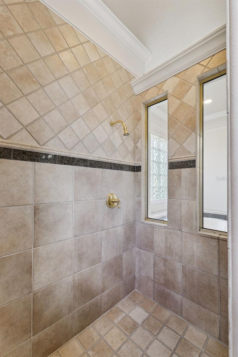 Image 30 of 66 For 10914 Emerald Chase Drive