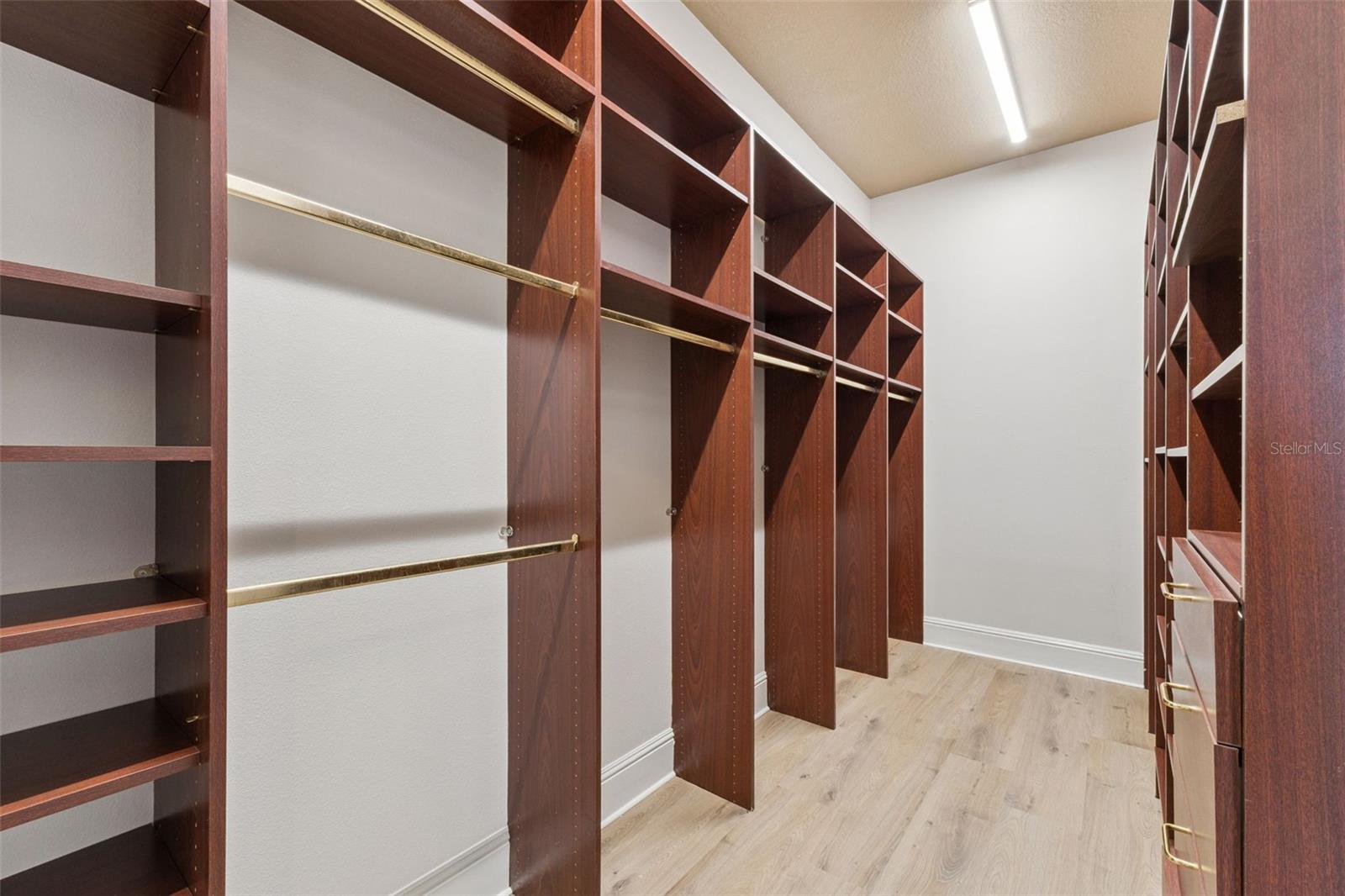 Image 32 of 66 For 10914 Emerald Chase Drive