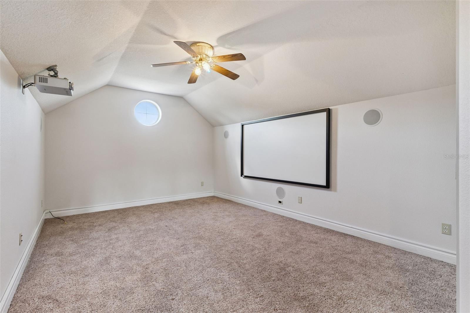 Image 40 of 66 For 10914 Emerald Chase Drive