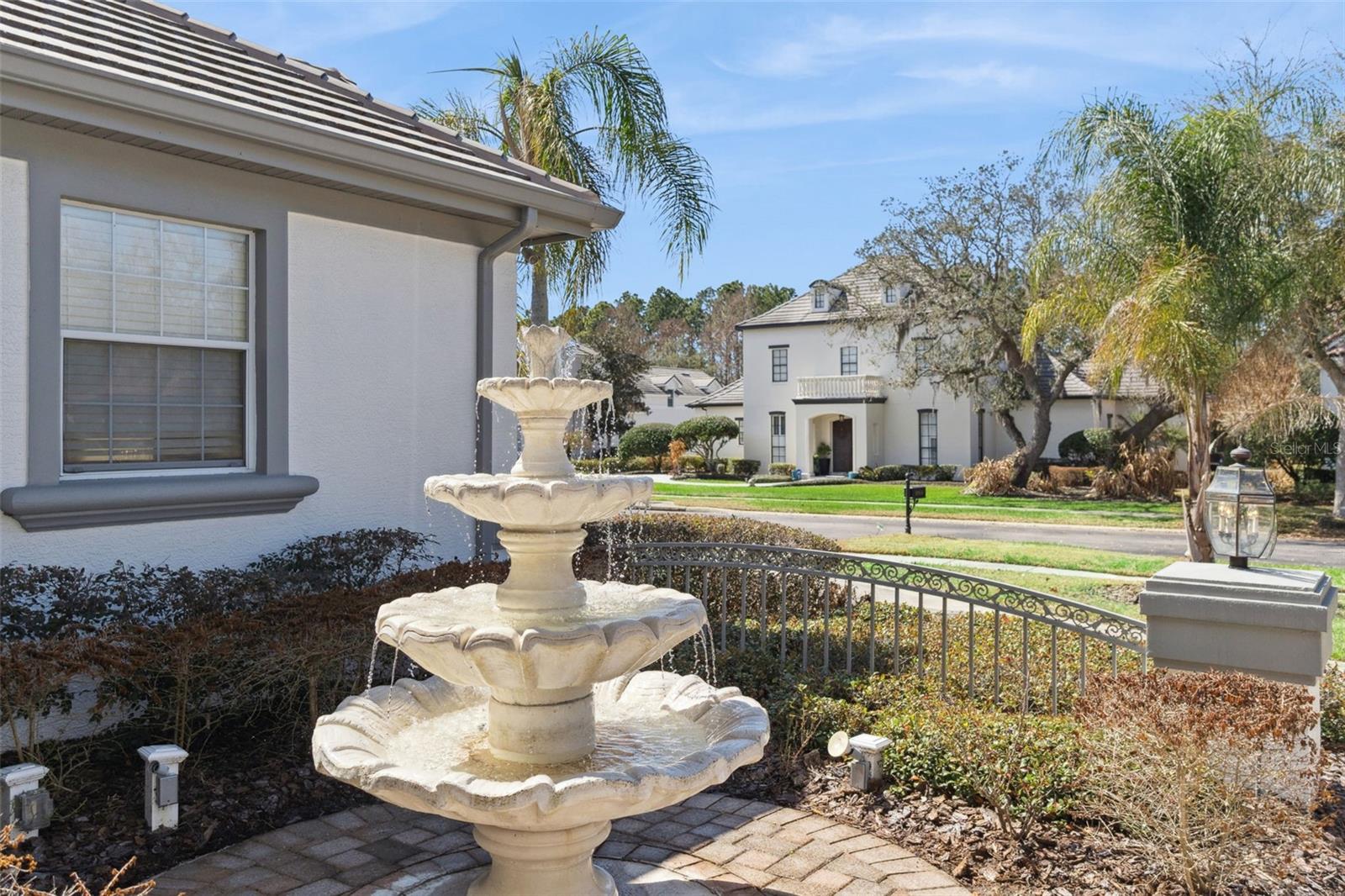 Image 6 of 66 For 10914 Emerald Chase Drive