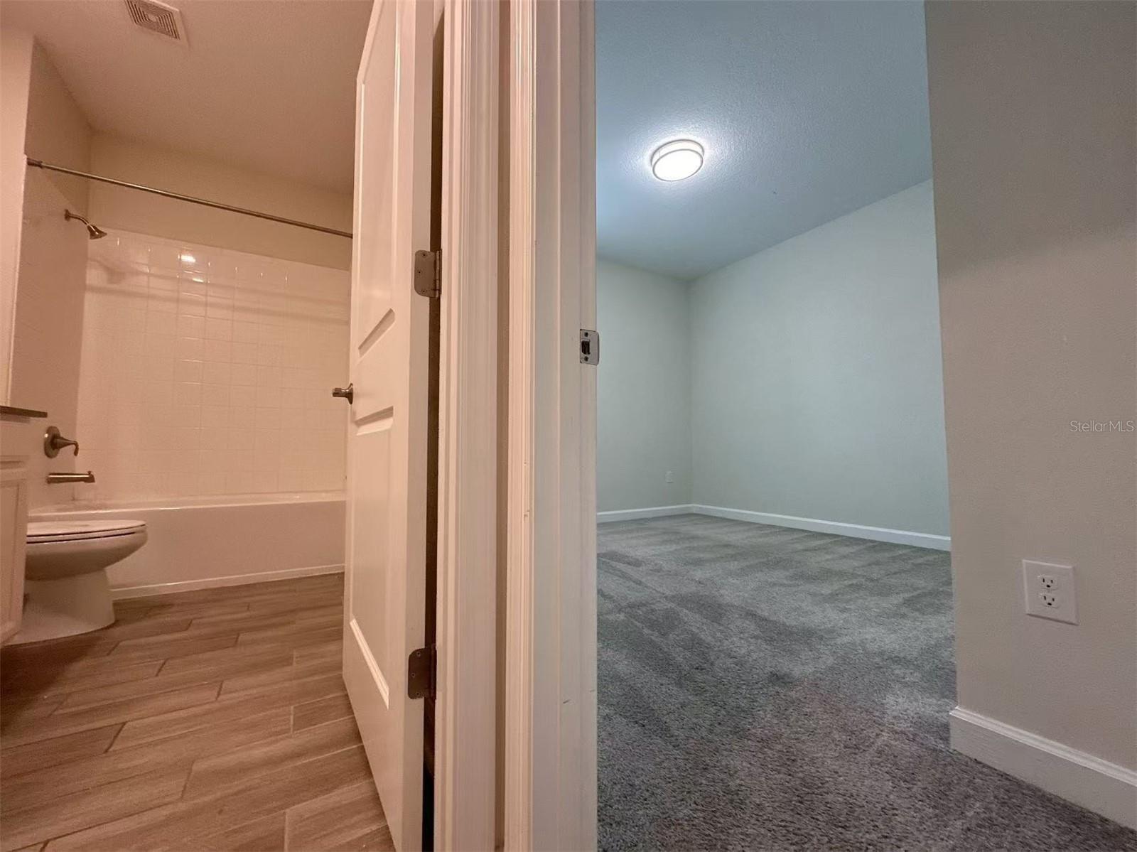 Image 8 of 21 For 2838 American Elm Cove