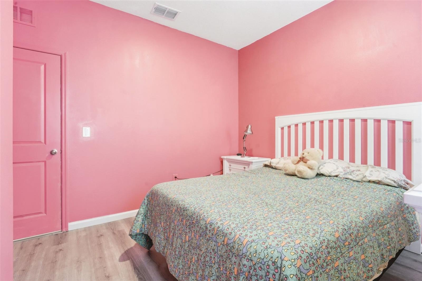 Image 25 of 37 For 1797 Sundance Chase Road