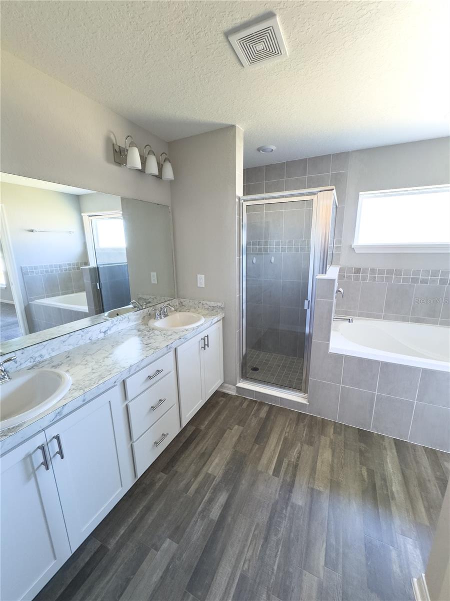 Image 22 of 23 For 4339 Swan Street