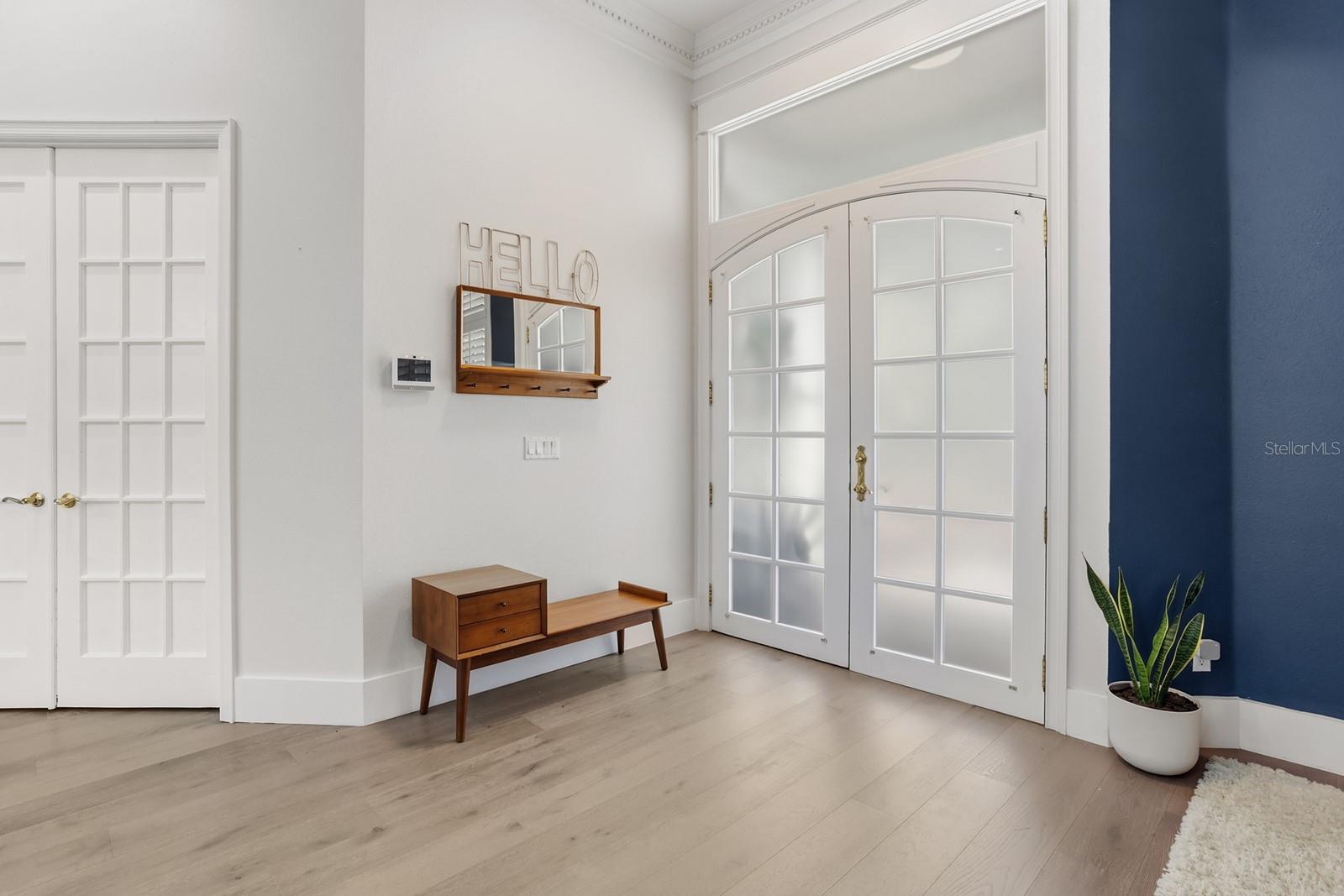 Image 10 of 72 For 8643 Crestgate Circle