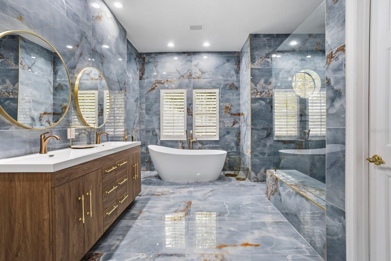 Image 40 of 72 For 8643 Crestgate Circle