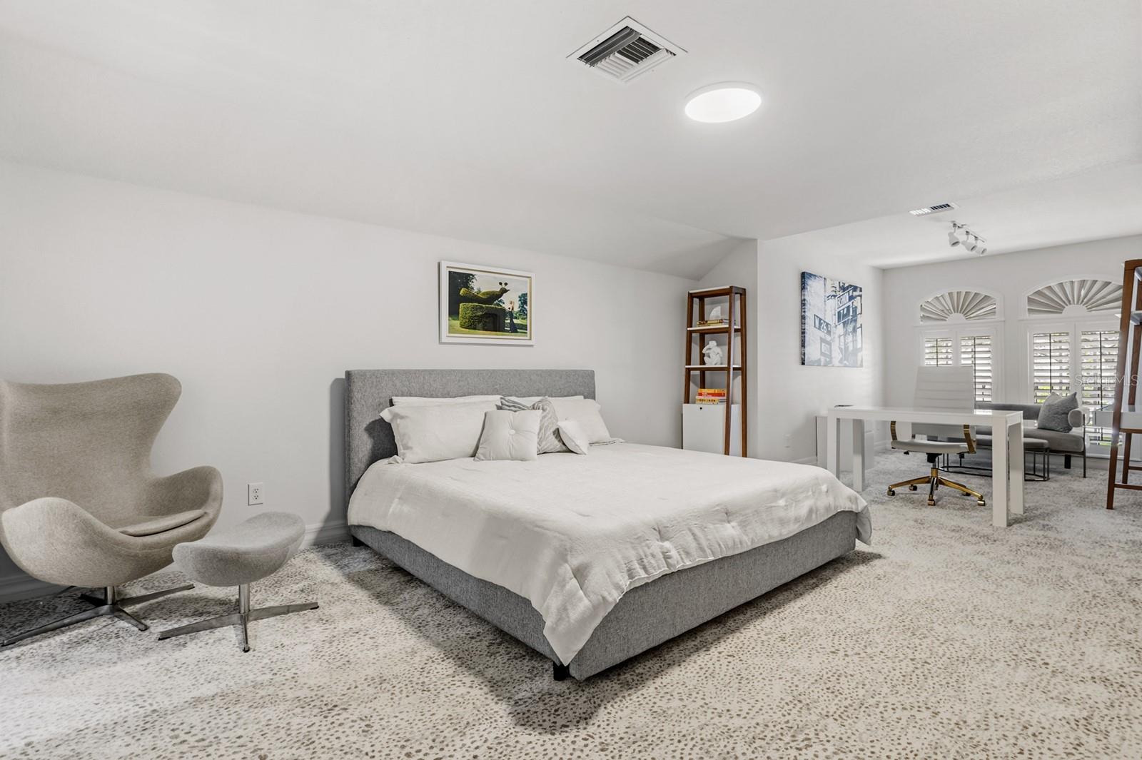 Image 45 of 72 For 8643 Crestgate Circle