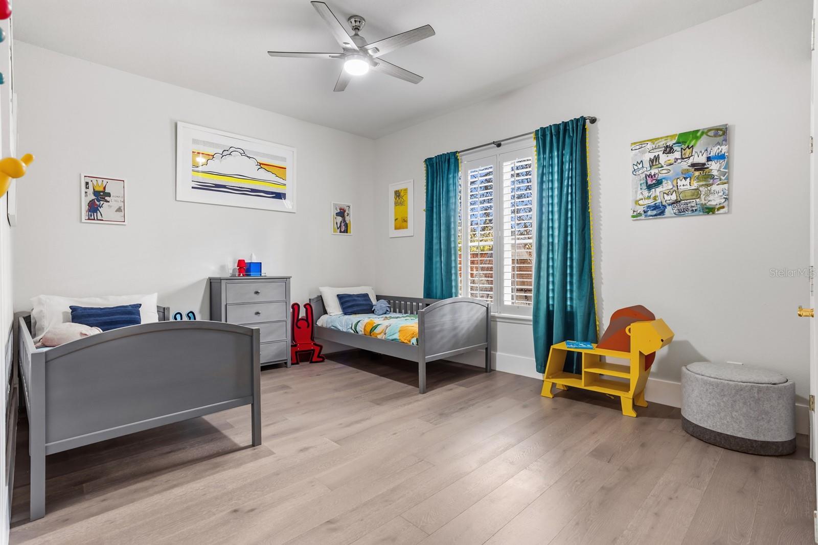 Image 49 of 72 For 8643 Crestgate Circle