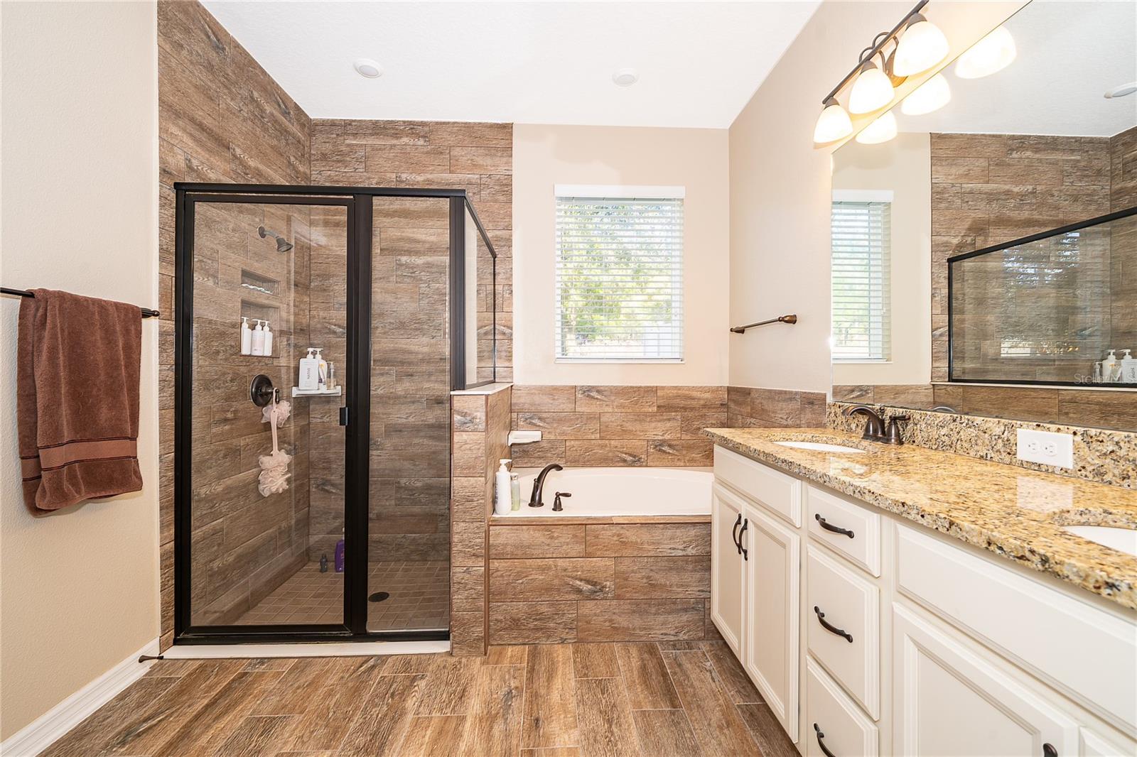 Image 23 of 35 For 15403 Murcott Harvest Loop