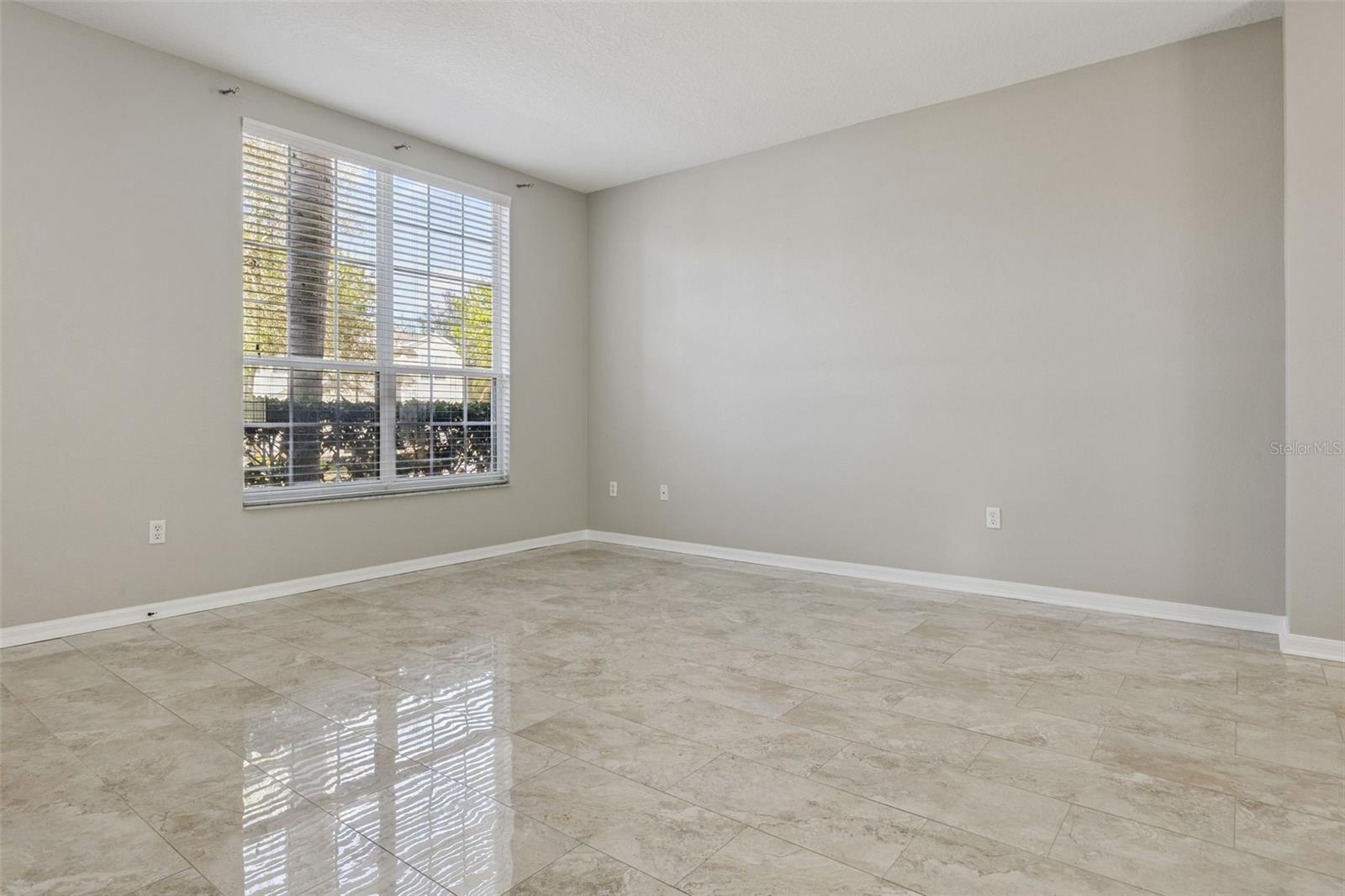 Image 16 of 57 For 13156 Moro Court