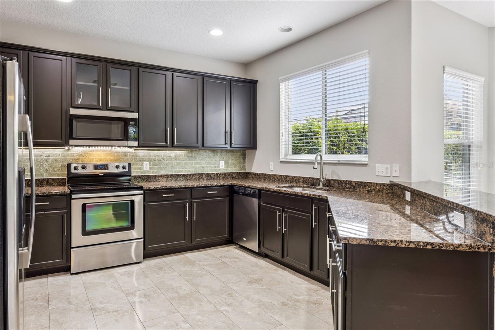 Image 20 of 57 For 13156 Moro Court