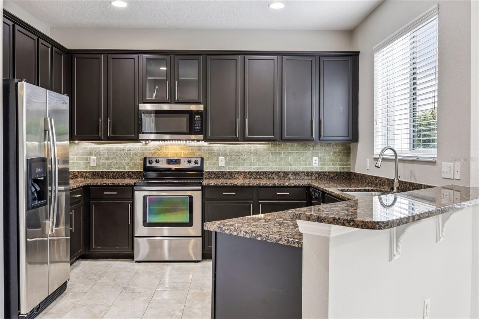 Image 21 of 57 For 13156 Moro Court