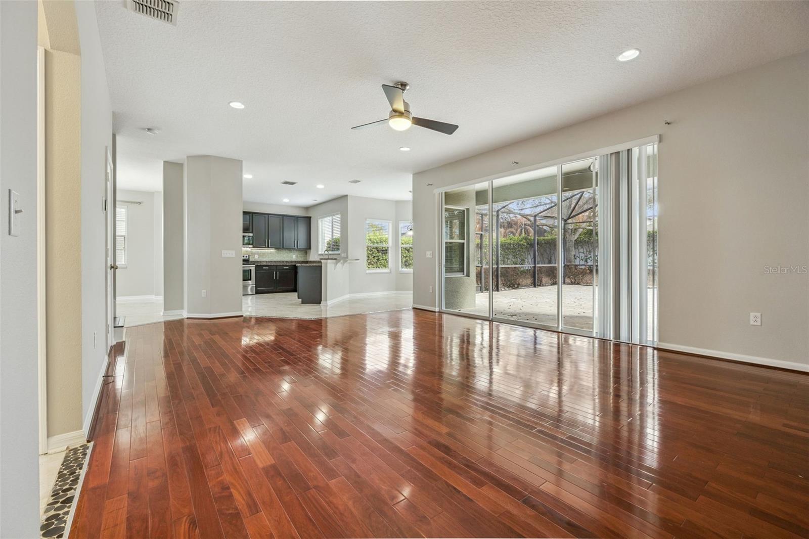 Image 25 of 57 For 13156 Moro Court