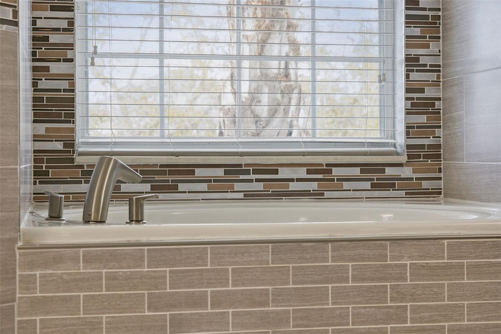 Image 41 of 57 For 13156 Moro Court