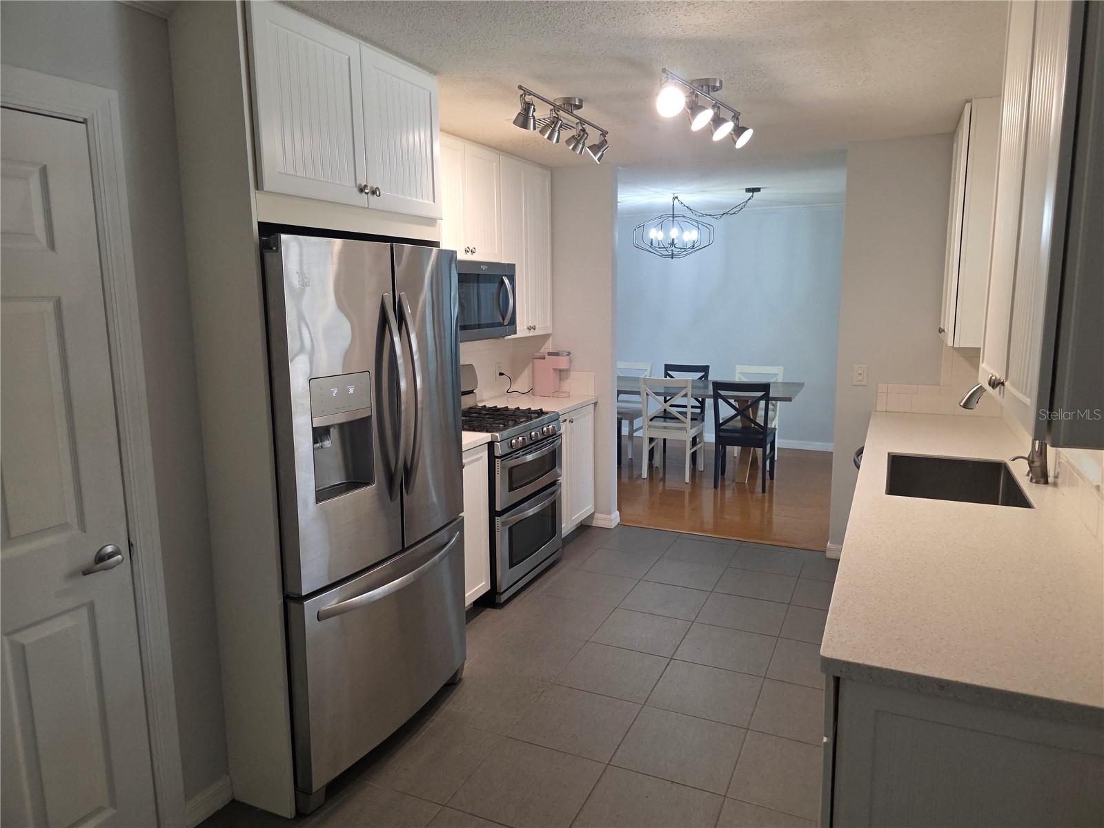 Image 10 of 14 For 2532 Dakota Trail