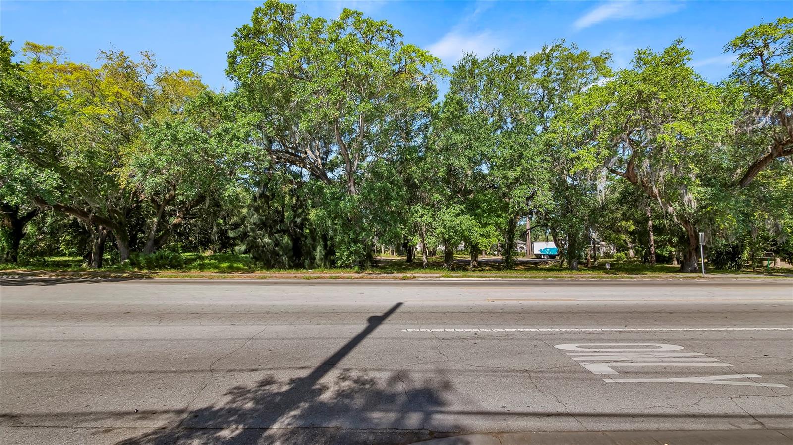 Image 14 of 58 For 1500 Hoagland Boulevard