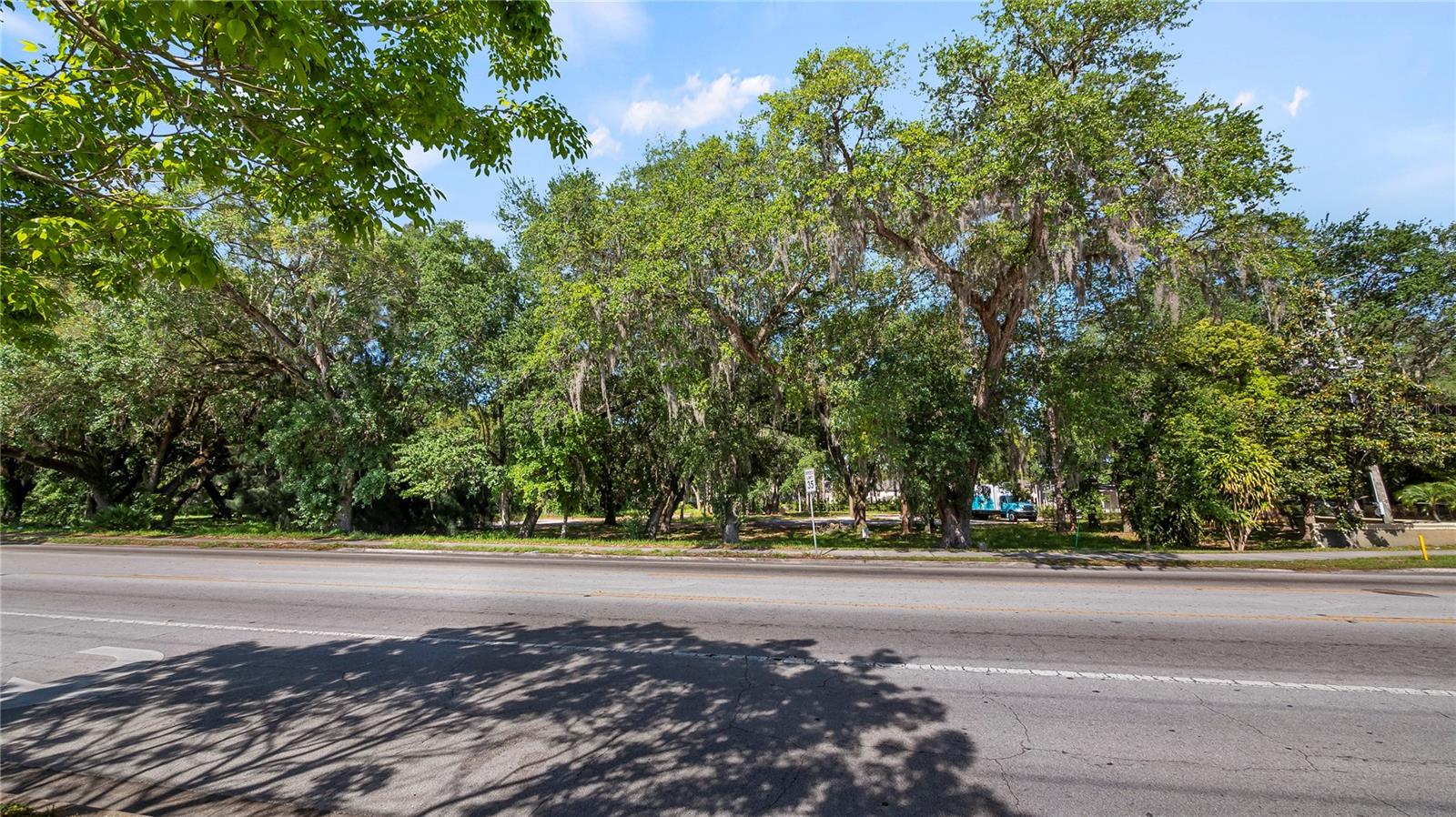 Image 15 of 58 For 1500 Hoagland Boulevard