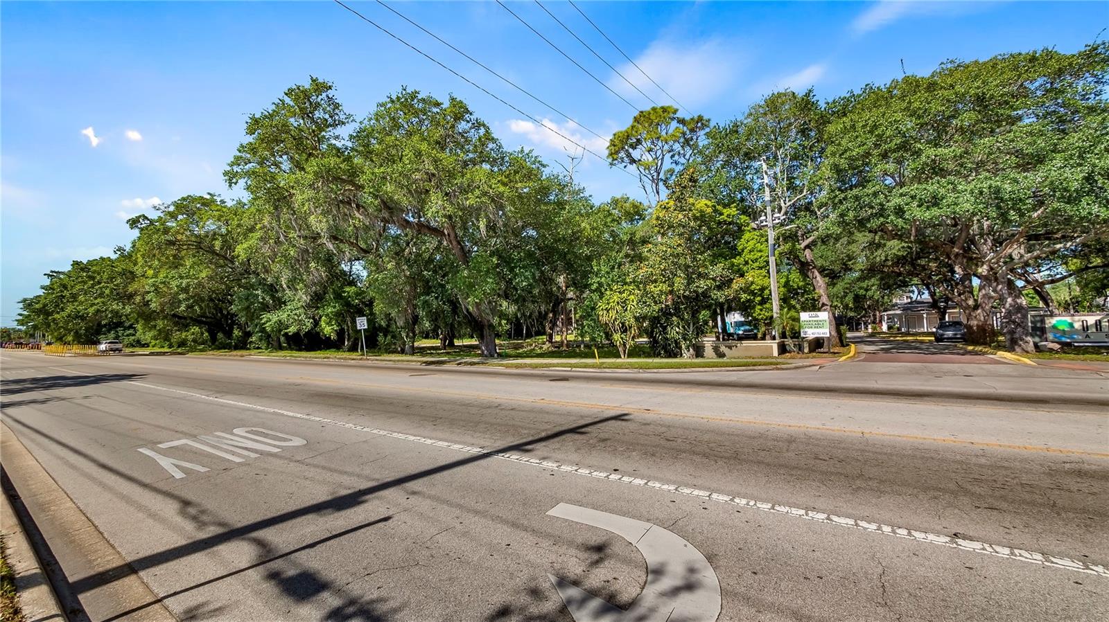 Image 17 of 58 For 1500 Hoagland Boulevard