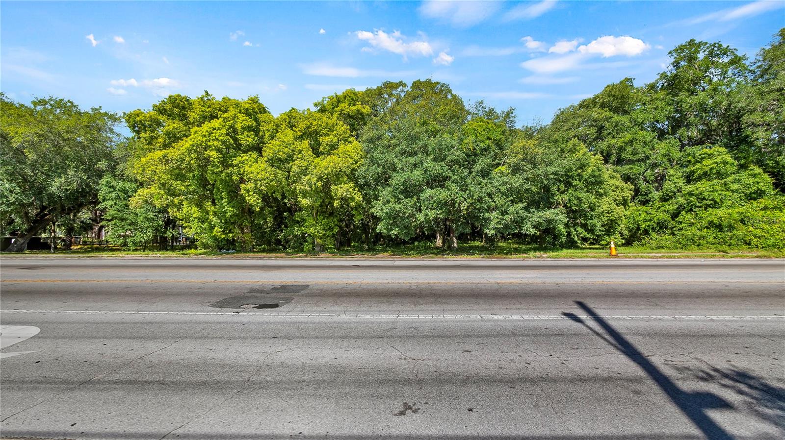 Image 32 of 58 For 1500 Hoagland Boulevard