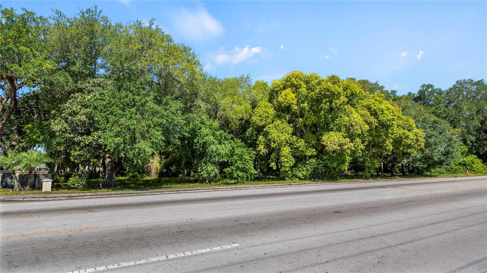 Image 34 of 58 For 1500 Hoagland Boulevard