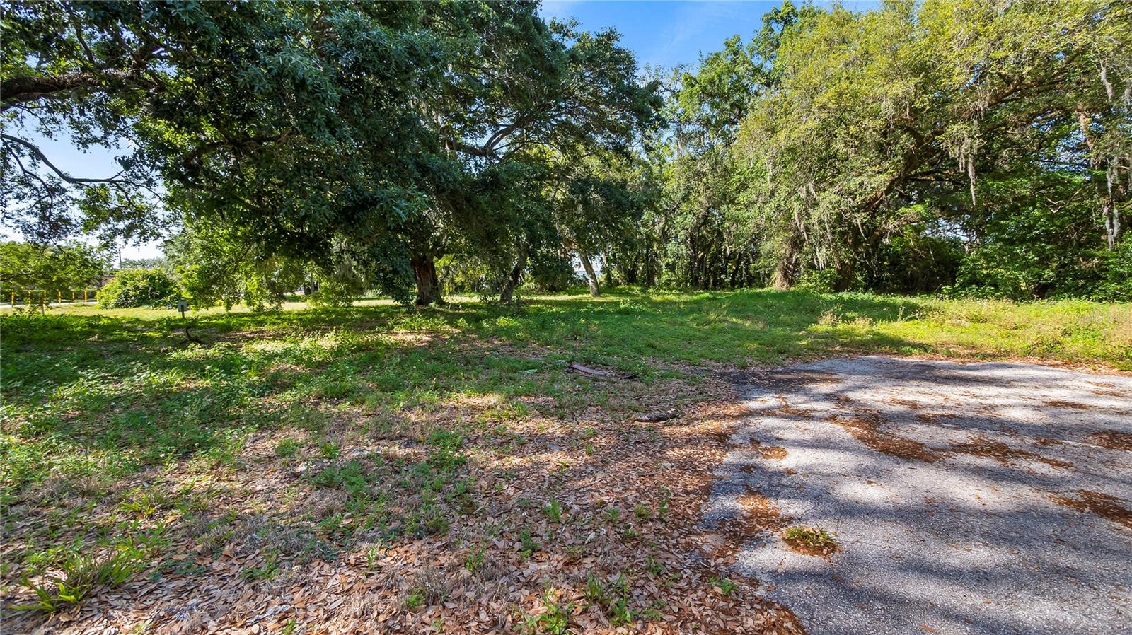 Image 8 of 58 For 1500 Hoagland Boulevard