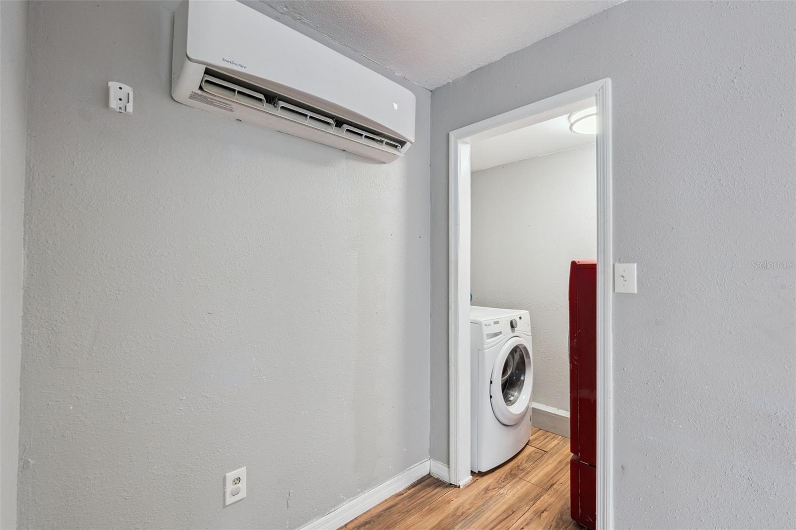 Image 17 of 19 For 1508 Main Street 1