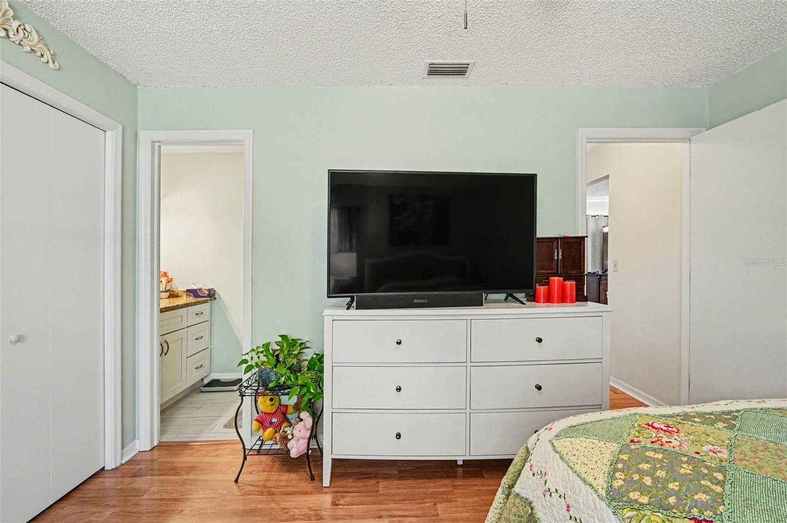 Image 20 of 30 For 12435 Orangewood Circle