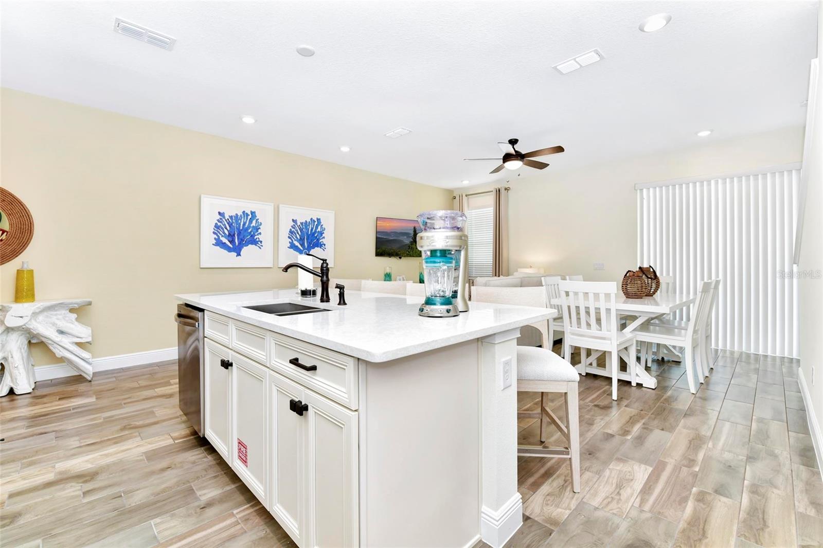 Image 22 of 87 For 8143 Coconut Place