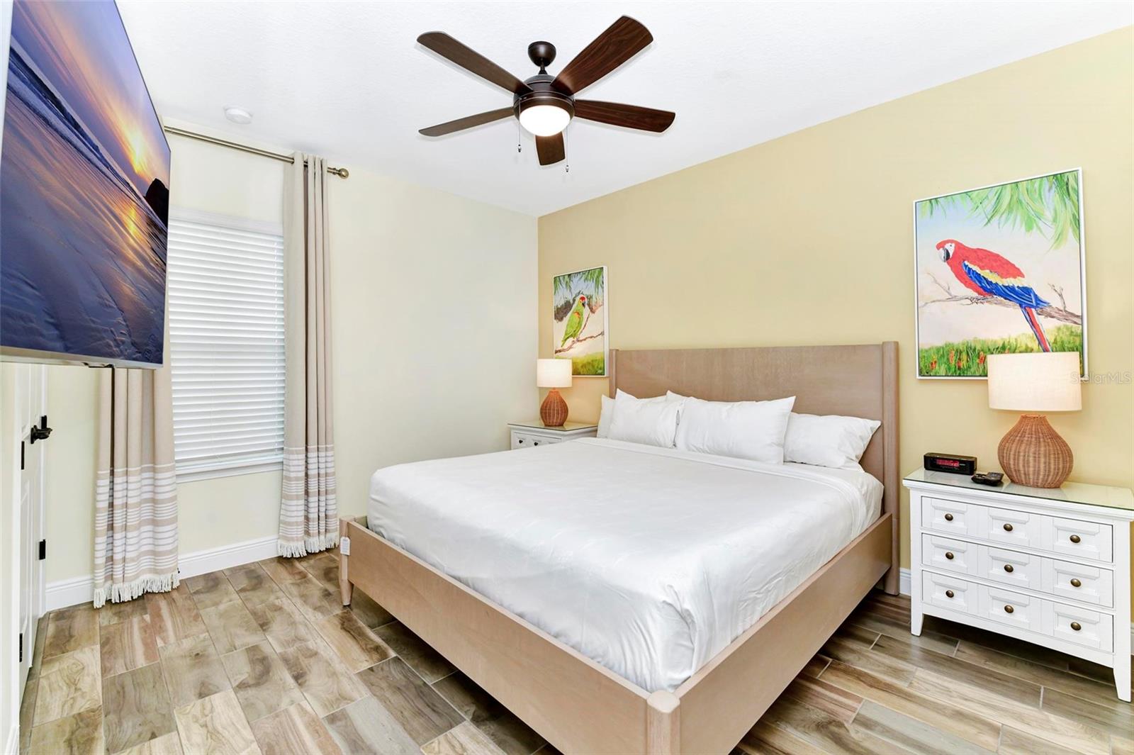 Image 27 of 87 For 8143 Coconut Place