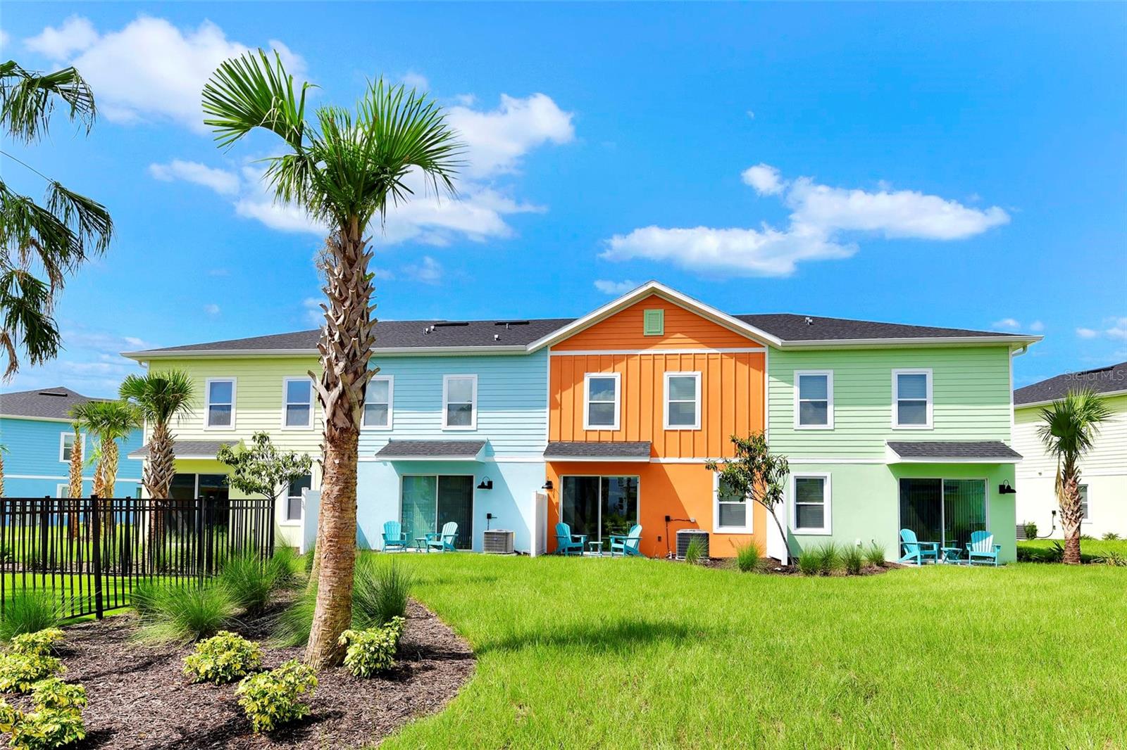 Image 5 of 87 For 8143 Coconut Place