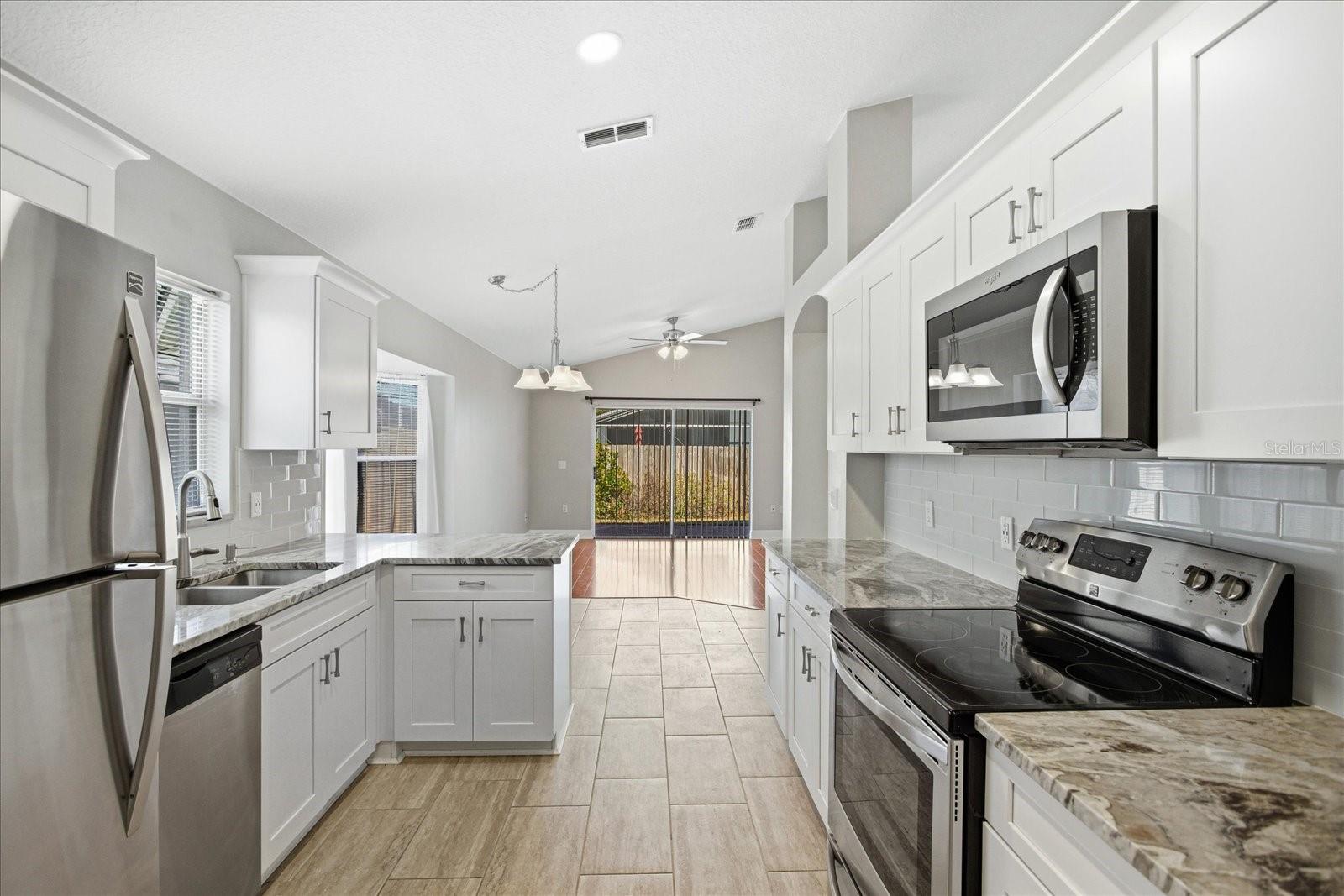 Image 10 of 23 For 235 Easton Circle