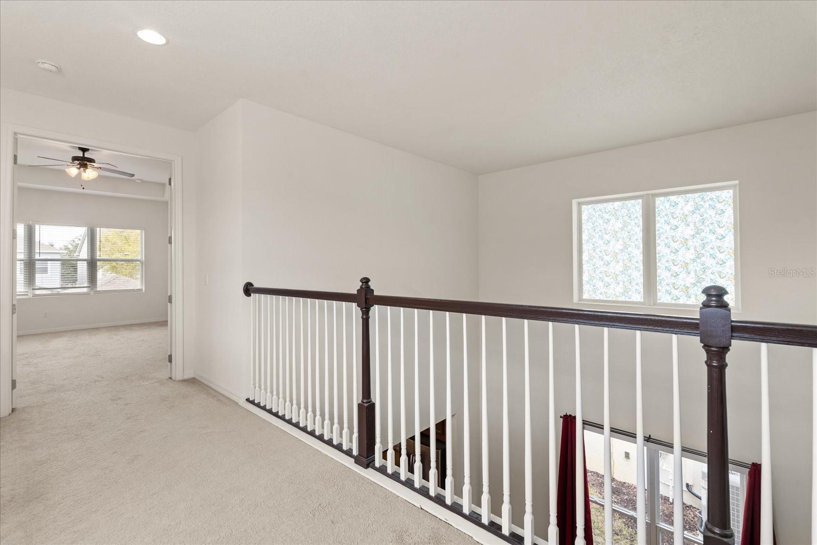Image 19 of 35 For 5596 Thomas Square Dr