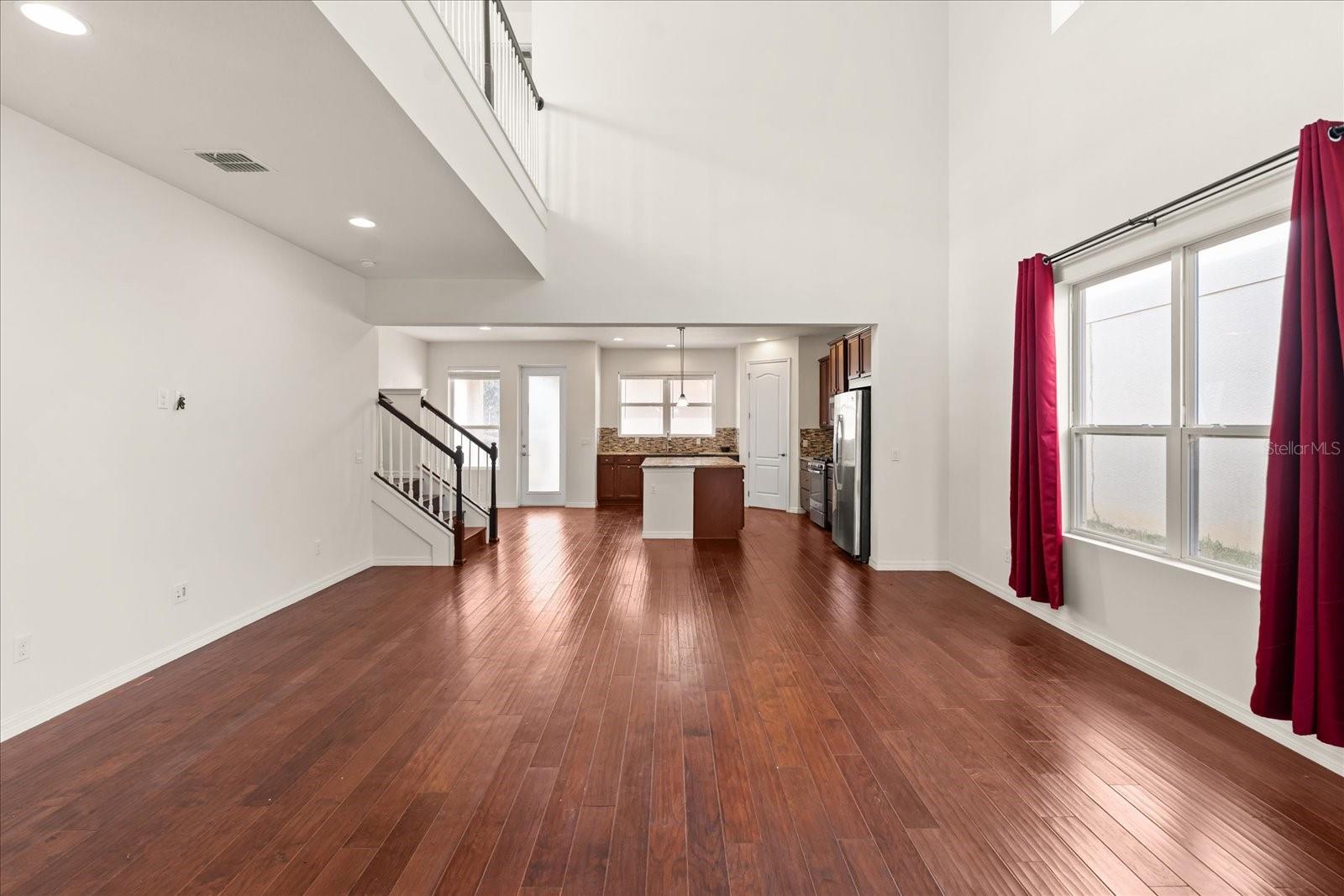 Image 33 of 35 For 5596 Thomas Square Dr