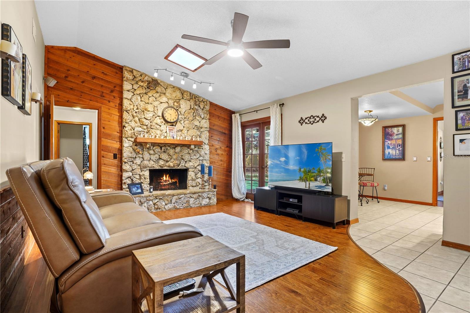 Image 11 of 53 For 302 Needles Trail