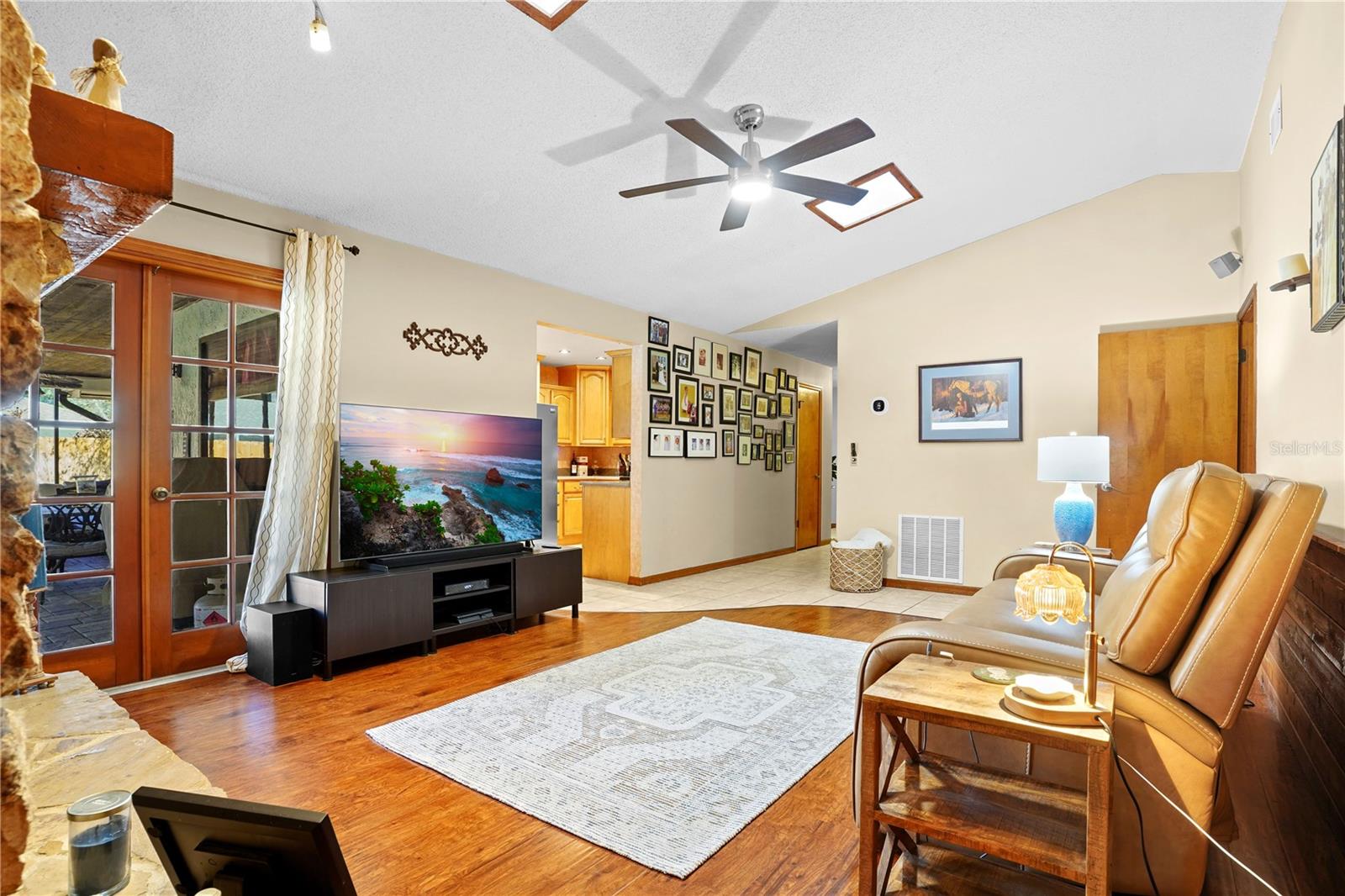 Image 12 of 53 For 302 Needles Trail