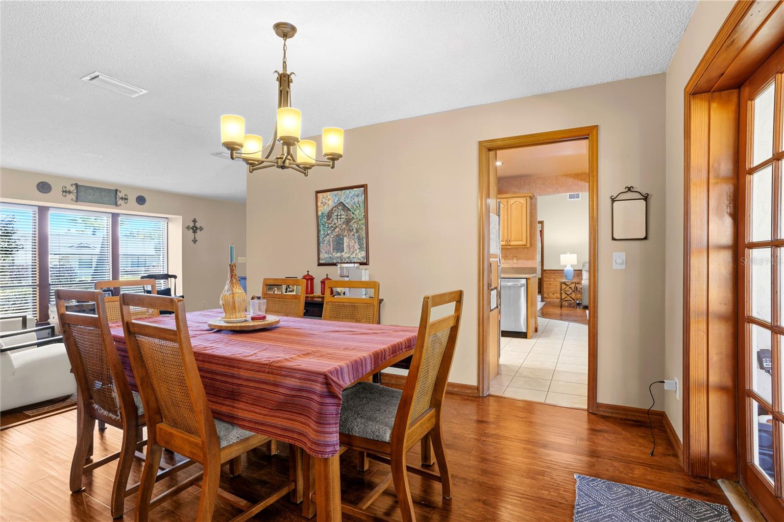 Image 23 of 53 For 302 Needles Trail