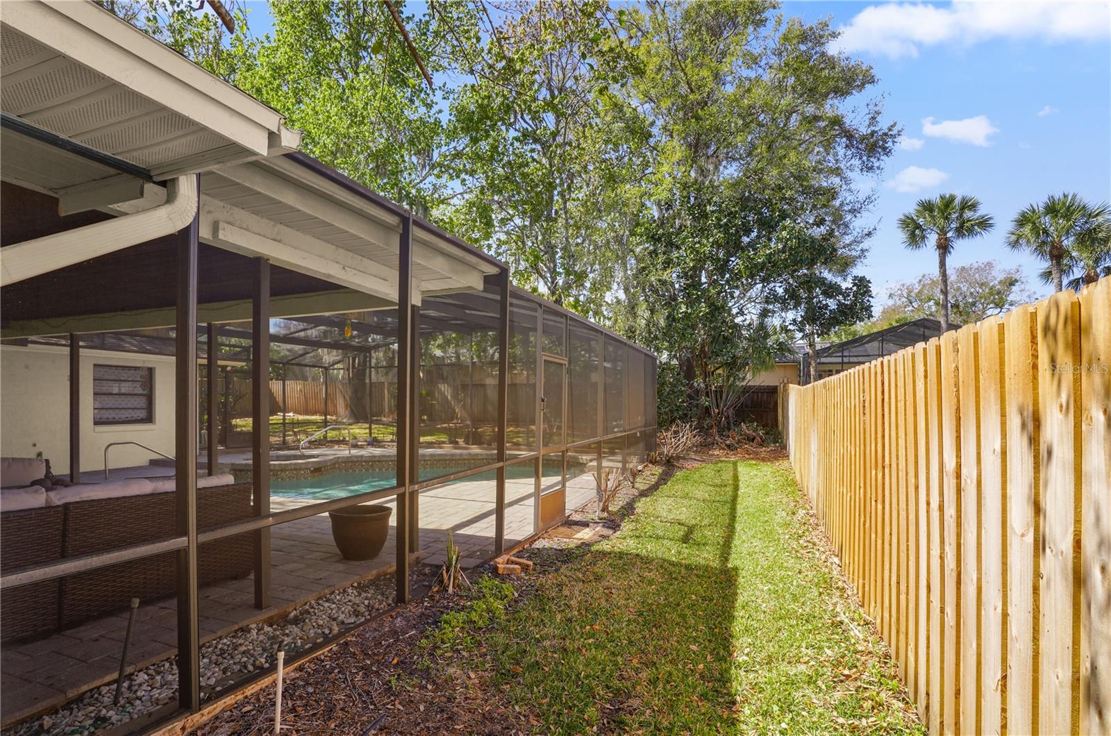 Image 42 of 53 For 302 Needles Trail