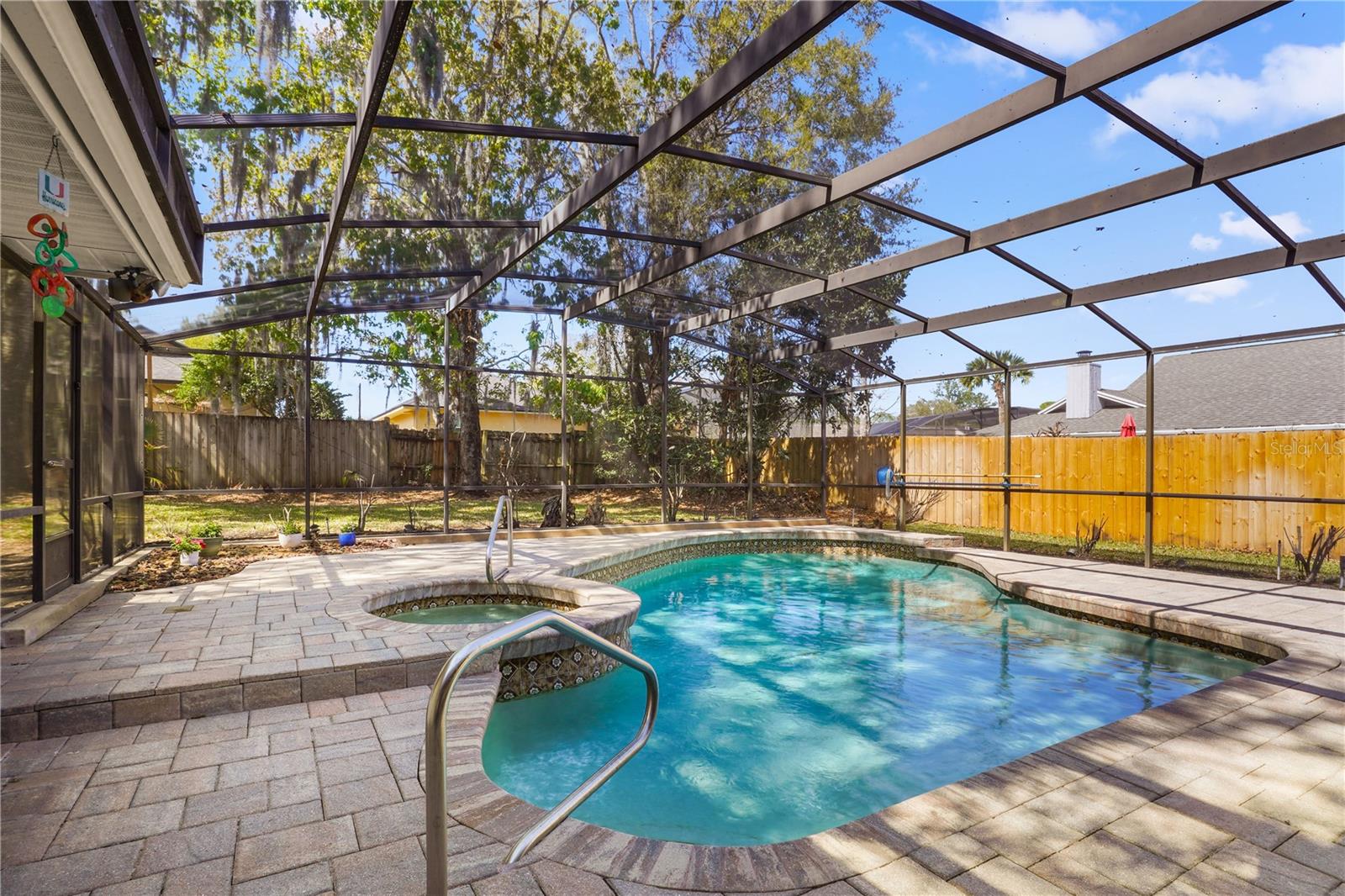 Image 6 of 53 For 302 Needles Trail