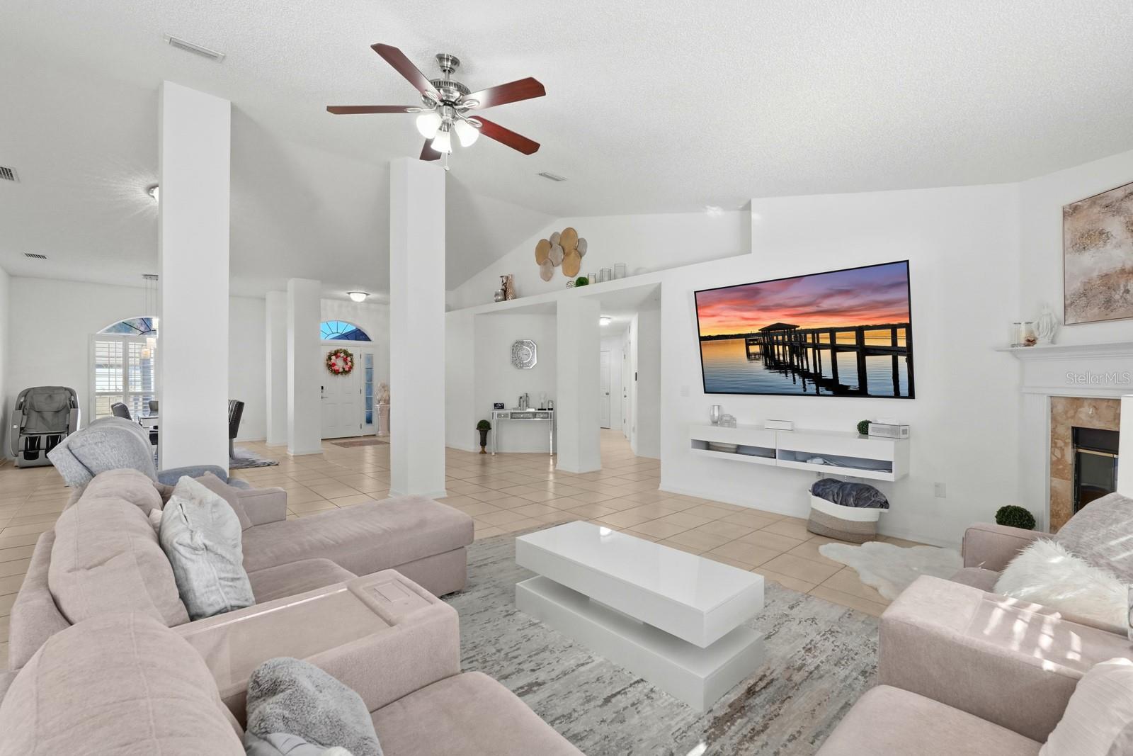 Image 15 of 52 For 6 Reybury Lane