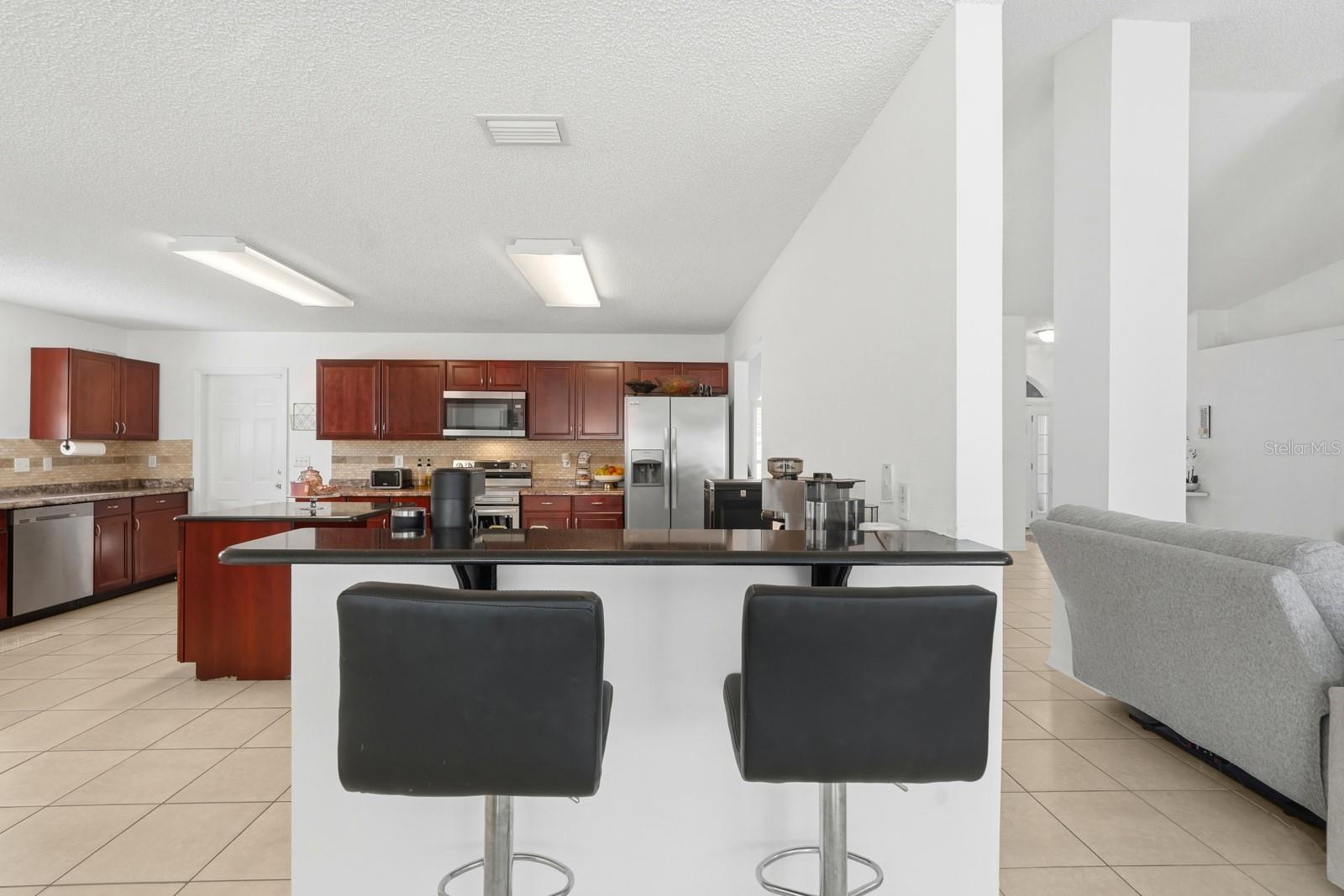 Image 24 of 52 For 6 Reybury Lane