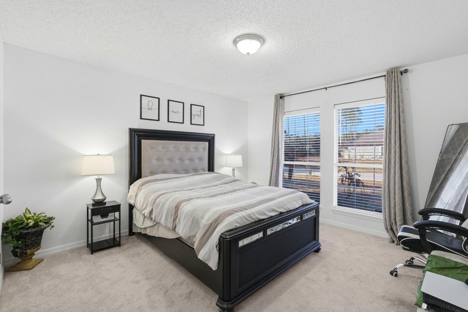 Image 34 of 52 For 6 Reybury Lane