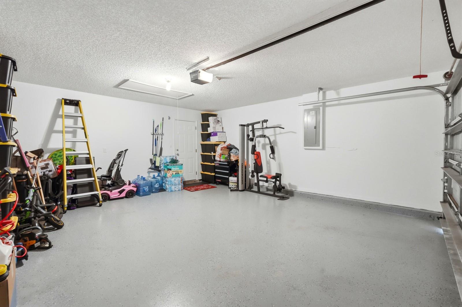 Image 40 of 52 For 6 Reybury Lane