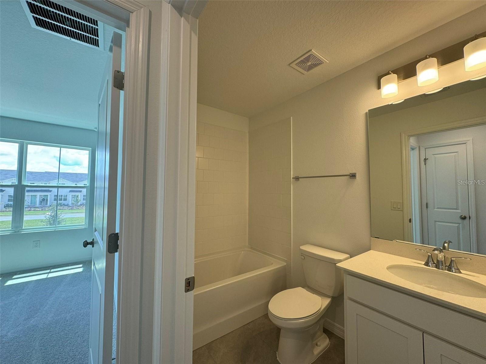 Image 21 of 25 For 14996 Windflower Alley