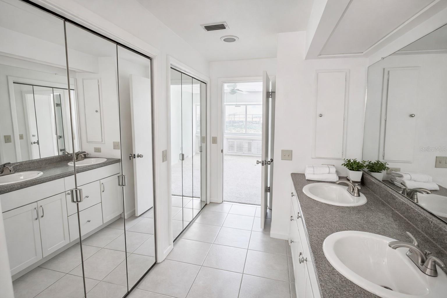 Image 7 of 15 For 3442 Tamarisk Avenue