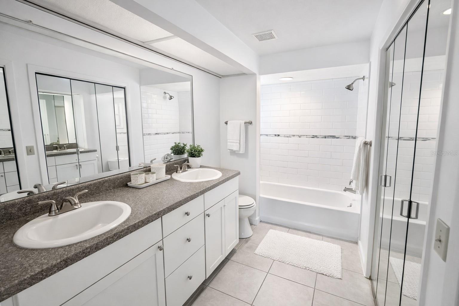 Image 8 of 15 For 3442 Tamarisk Avenue