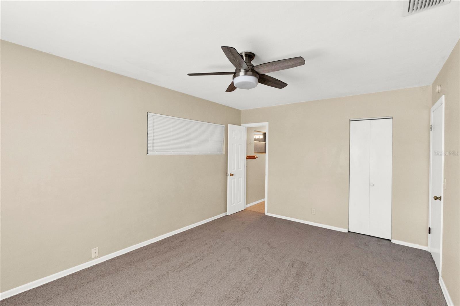 Image 15 of 37 For 1418 Valor Street