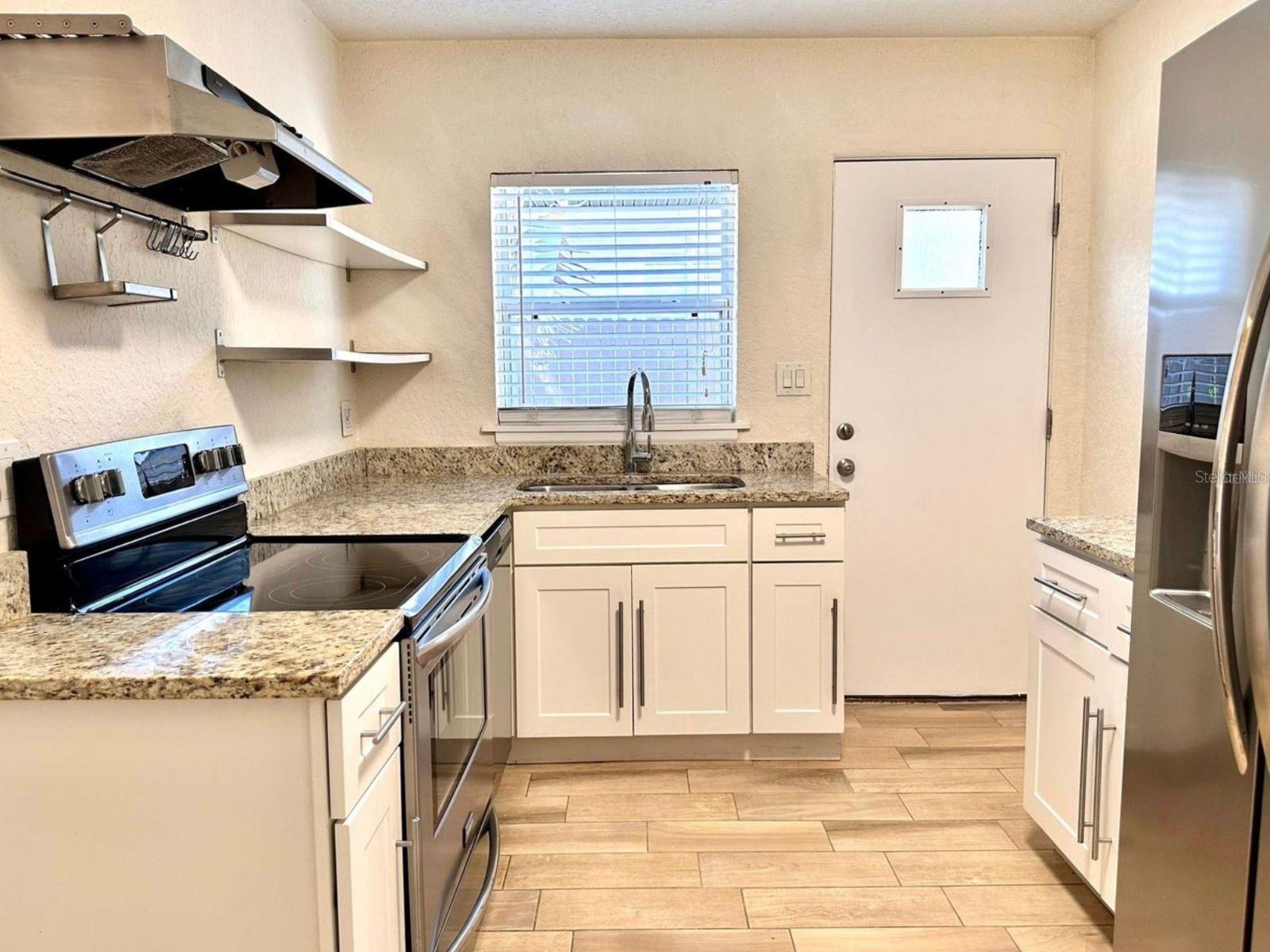 Image 3 of 9 For 2510 Boyd Avenue B